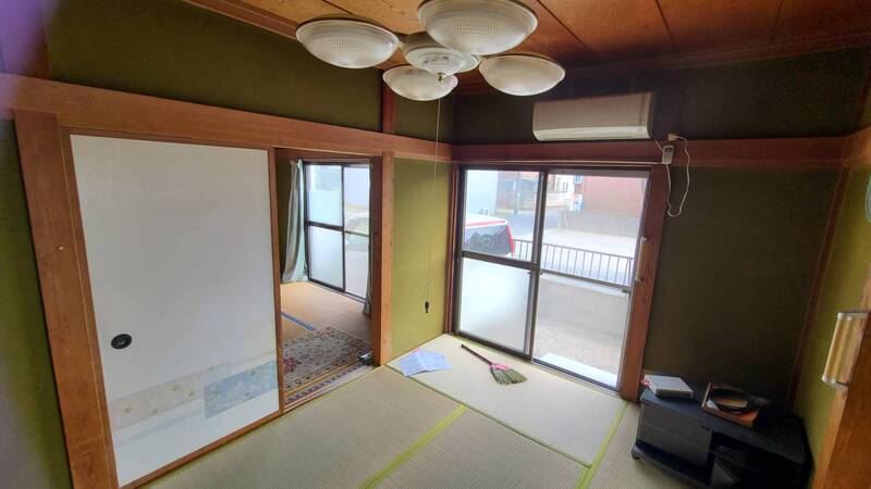 室内（写真は203を引用）