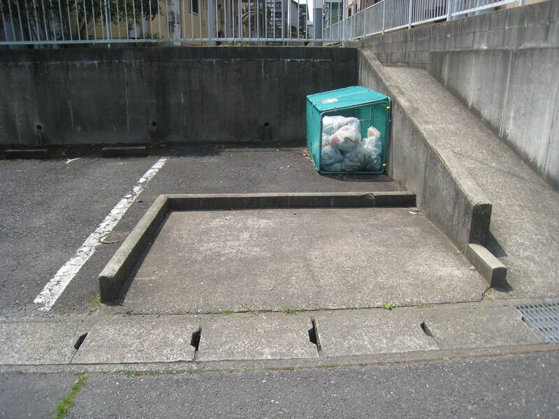 ゴミ置き場