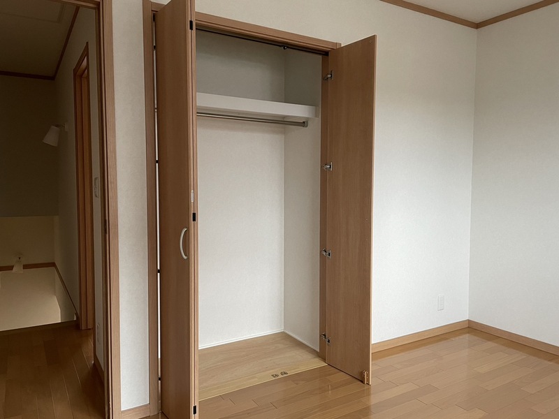 2階収納（写真は102号室を引用）