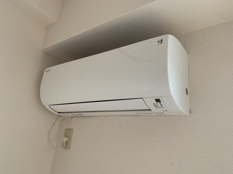 エアコン(室内写真は208号室を引用しています)